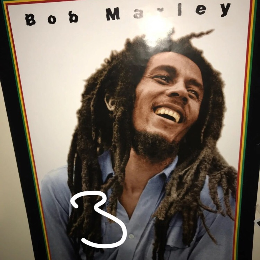 Posters - Picture 3 of 7
